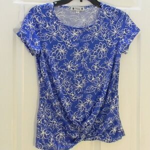 Wilde Blue Careerwear Top Floral Pattern NWOT